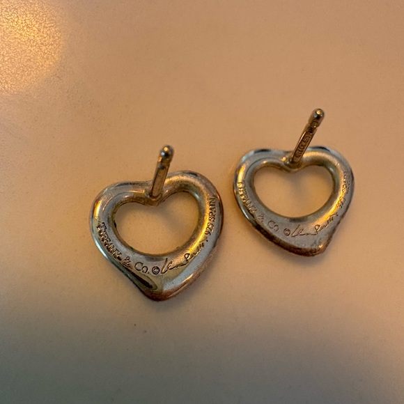 Tiffany Elsa Peretti® Open Heart Stud Earrings in Silver - Picture 4 of 4